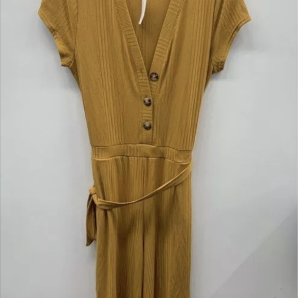 Banana Republic Ribbed Knit Cropped Jumpsuit Size M NWT MSRP $119 - Picture 2 of 5